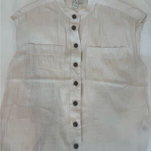Women’s White Sleeveless Shirt